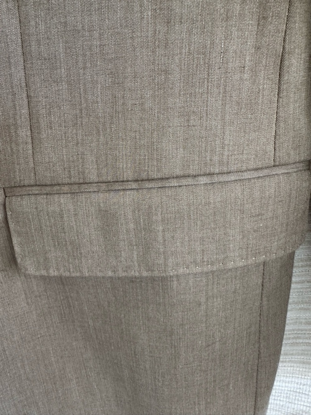 Classic Perry Ellis Two-Button Suit Jacket/ Blazer Light Tan or Khaki color - Picture 4 of 17